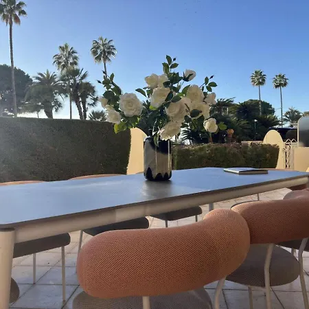Luxury Beachfront Croisette Large Terrace Parking * Cannes