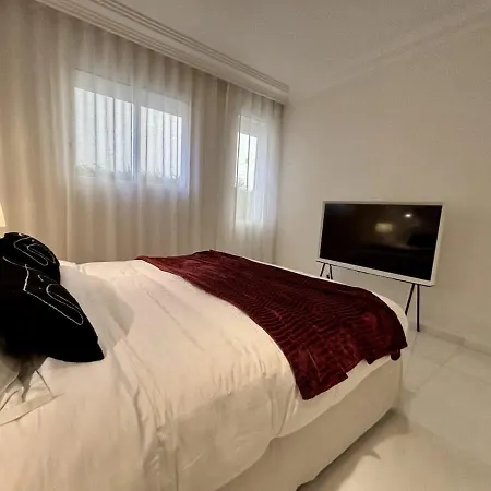 Luxury Beachfront Croisette Large Terrace Parking Cannes
