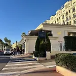 Appartement Luxury Beachfront Croisette Large Terrace Parking *