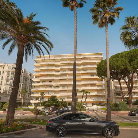 Amelie - Luxury Beachfront Croisette Large Terrace Parking Appartamento Cannes