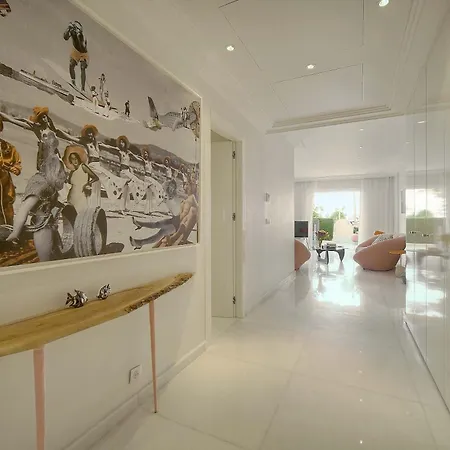 Amelie - Luxury Beachfront Croisette Large Terrace Parking Apartman *