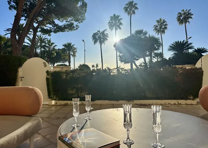 Luxury Beachfront Croisette Large Terrace Parking *