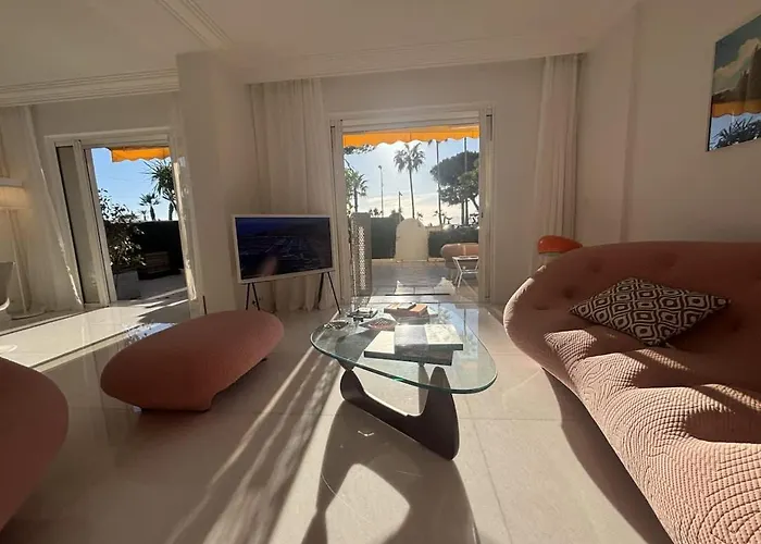 Luxury Beachfront Croisette Large Terrace Parking * Cannes