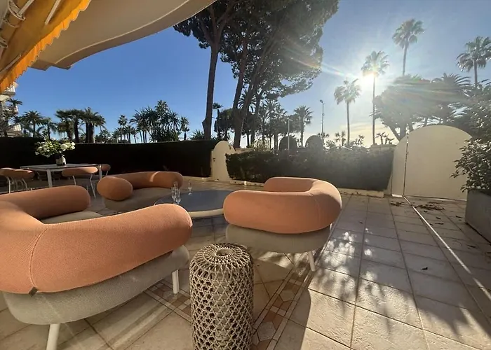 Luxury Beachfront Croisette Large Terrace Parking Appartamento *
