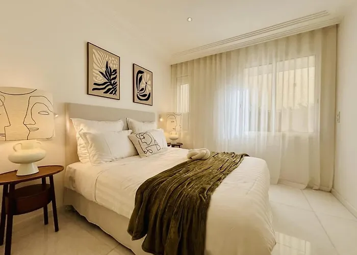 Luxury Beachfront Croisette Large Terrace Parking *