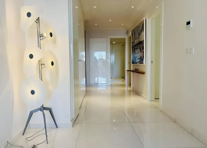 Luxury Beachfront Croisette Large Terrace Parking Appartamento Cannes