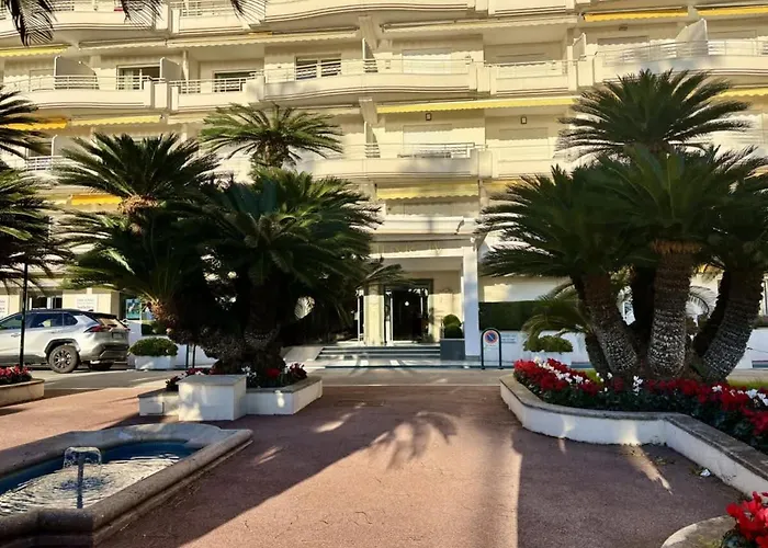 Luxury Beachfront Croisette Large Terrace Parking *