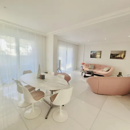 Luxury Beachfront Croisette Large Terrace Parking