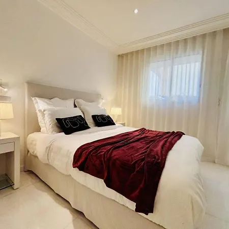 Apartment Luxury Beachfront Croisette Large Terrace Parking