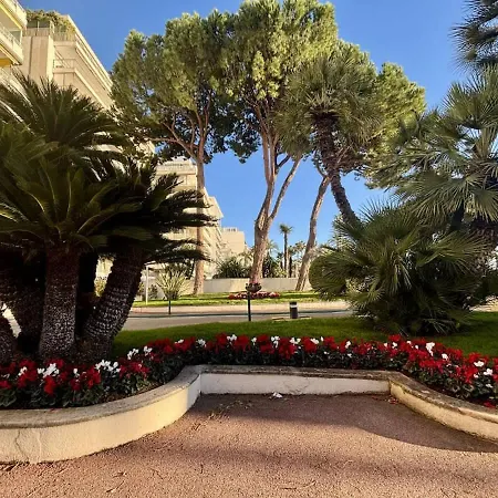 Luxury Beachfront Croisette Large Terrace Parking * Cannes