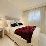 Apartman Luxury Beachfront Croisette Large Terrace Parking